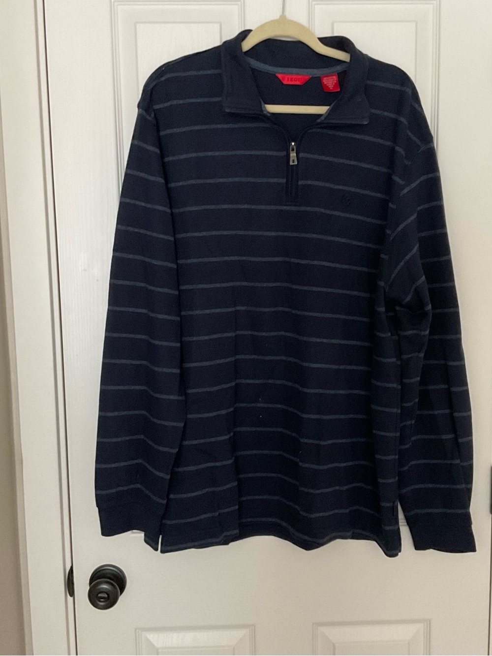 Izod Men's Navy Stripe Quarter-Zip Pullover